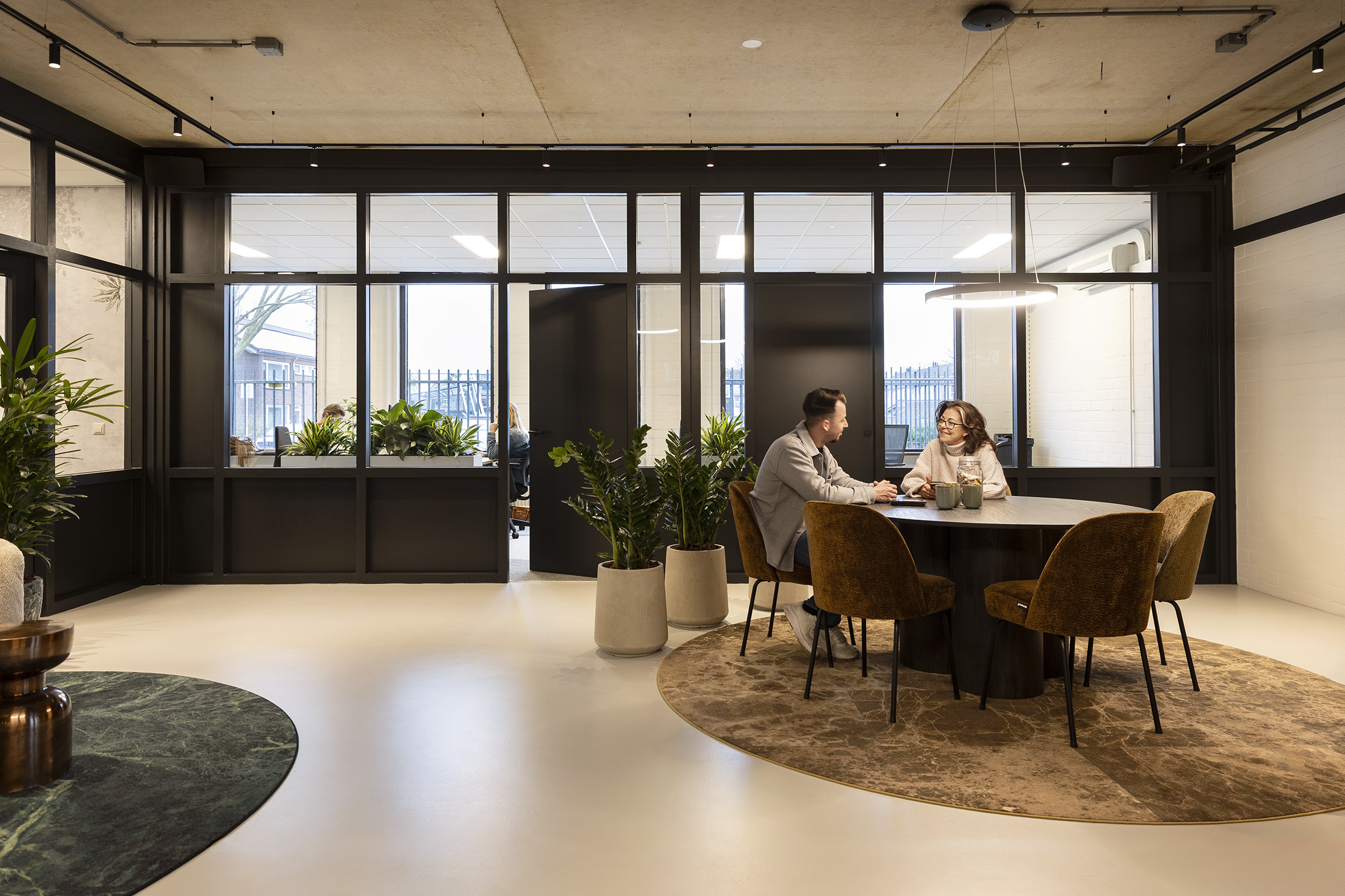 Interinrichting kantoor Renovatie bedrijfspand Eindhoven